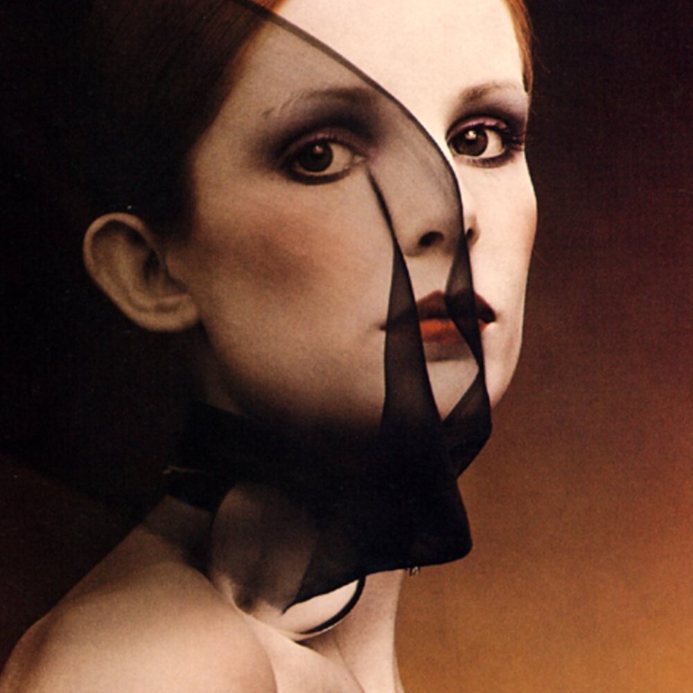 Meet your Posher, Neon Kitty